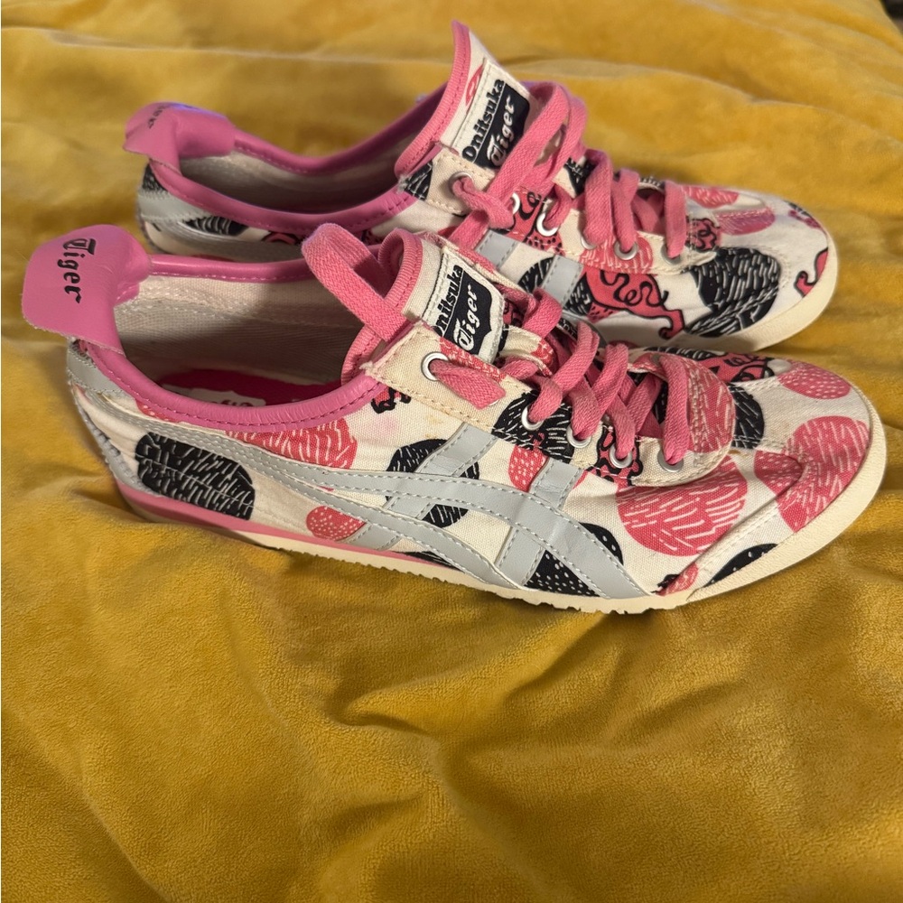 Onitsuka Tiger Pink White Patterned Women's Sneakers - Picture 2 of 7